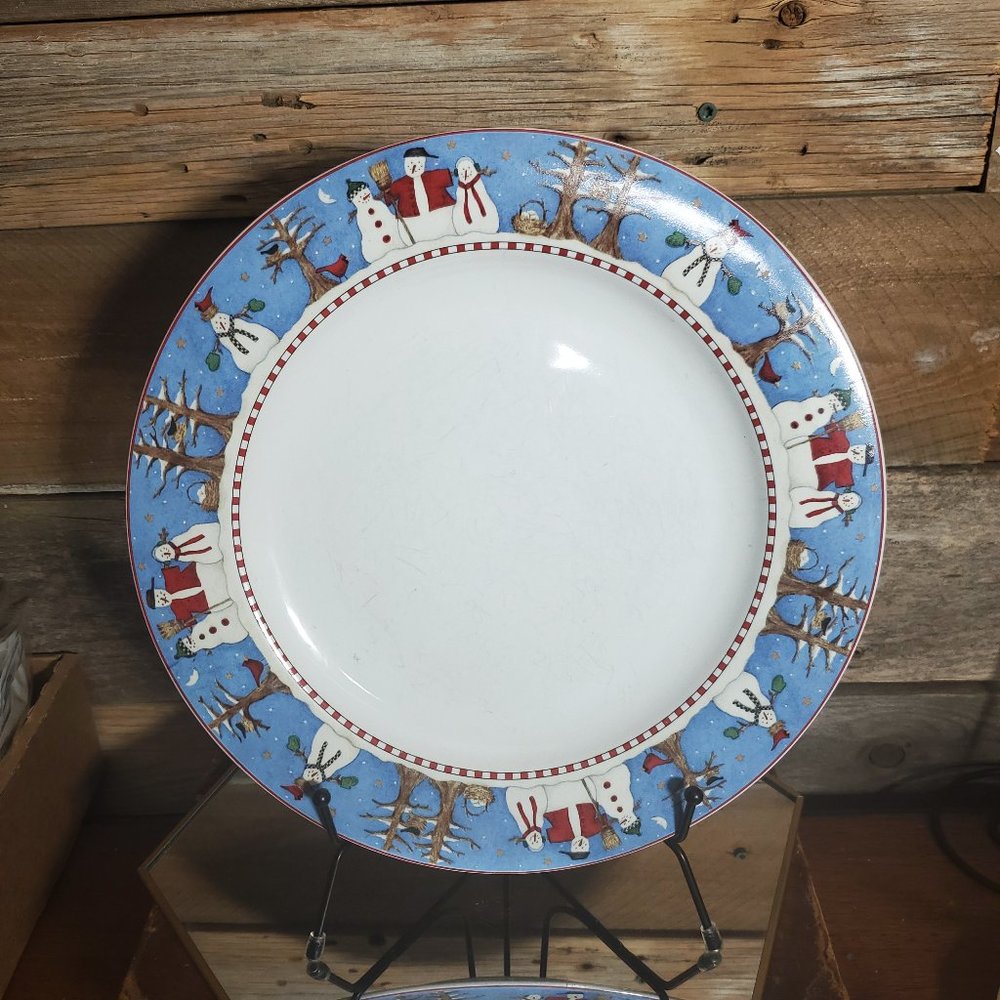 Snowman by Debbie Mumm - Sakura Dinner Plate